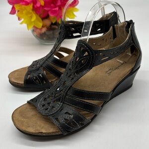 Earth Origins Kingsly Black Leather Cut Out Sandals Size 9 MCW7220B